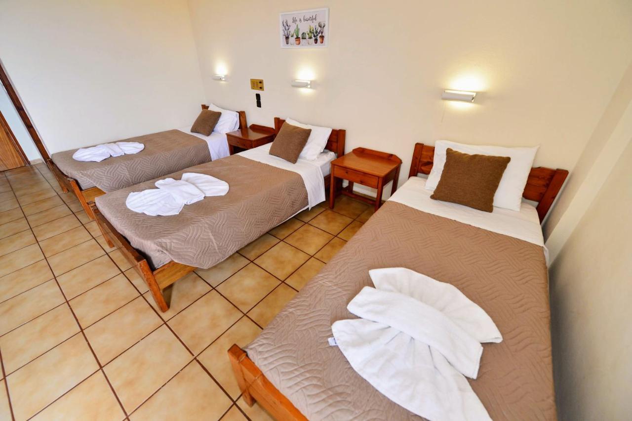 Vergas Hotel Malia Bagian luar foto