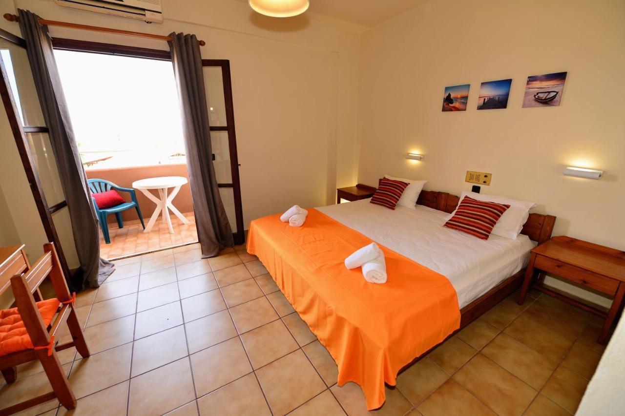 Vergas Hotel Malia Bagian luar foto