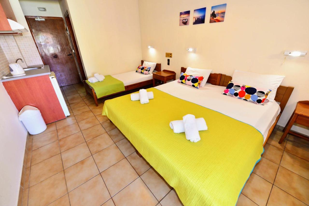 Vergas Hotel Malia Bagian luar foto