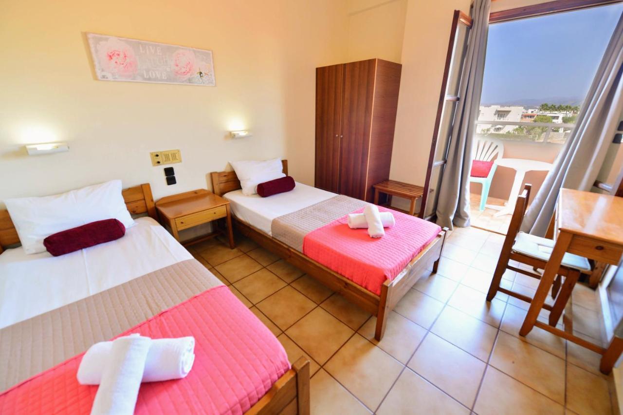 Vergas Hotel Malia Bagian luar foto