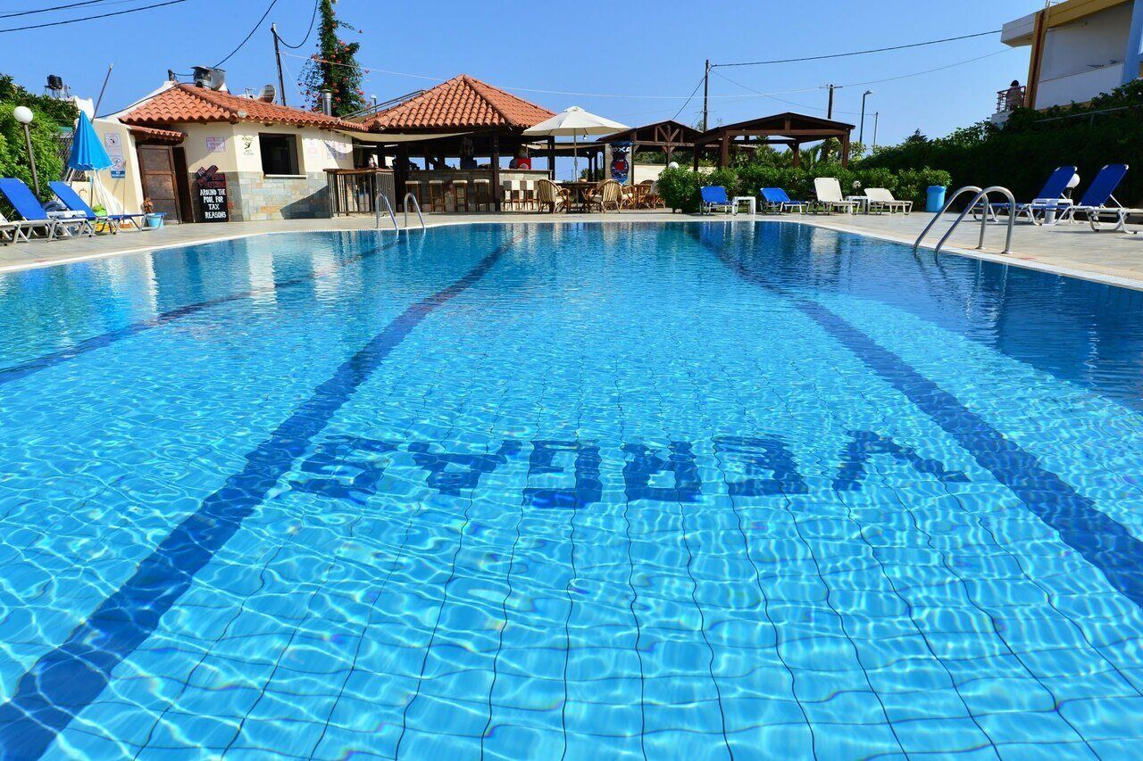 Vergas Hotel Malia Bagian luar foto